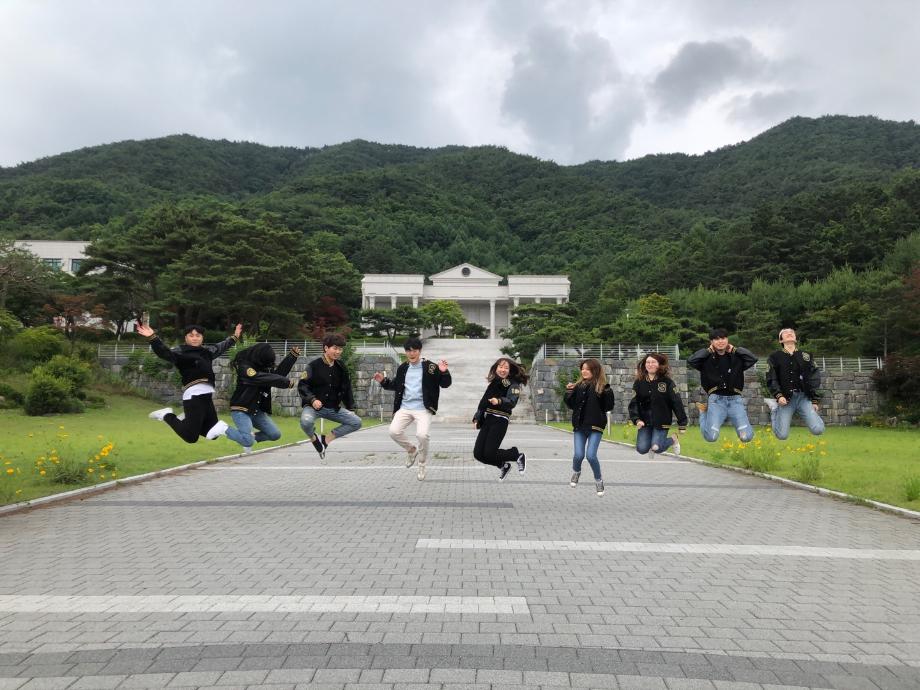 부동산학과 학생회 여름방학 단체사진 촬영